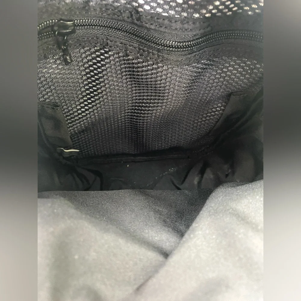 TUMI T2 Men’s Crossbody Camera/Travel Bag